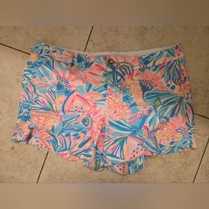 Lilly Pulitzer Tropical Floral Women Shorts Size 8 Stretch